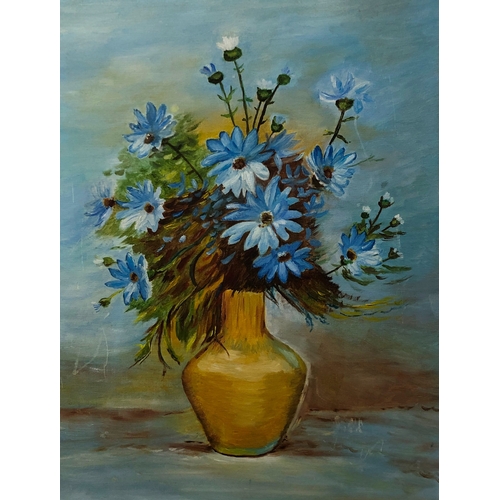 2069 - 2 oil on board paintings, still life of flowers, smallest indistinctly signed, 35 x 45cm (small chip... 