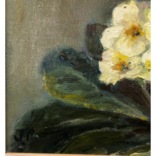 2069 - 2 oil on board paintings, still life of flowers, smallest indistinctly signed, 35 x 45cm (small chip... 