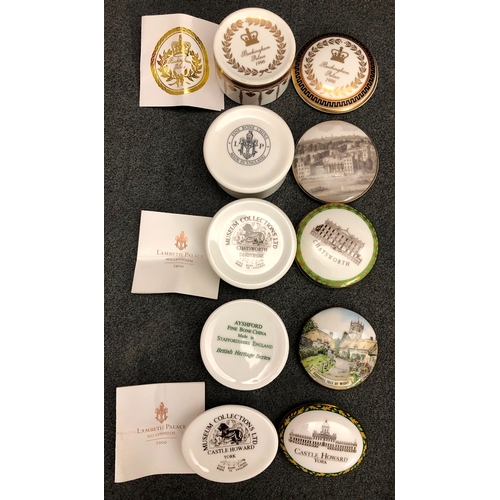 2097 - A quantity of various china pill boxes including, Museum Collection Chatsworth and Castle Howard, Ay... 