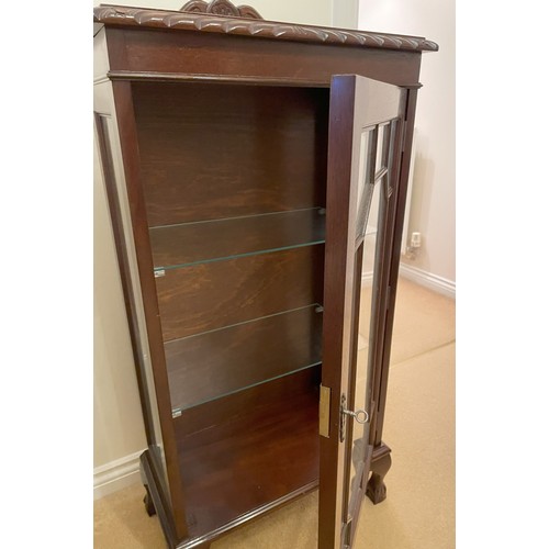 2338 - A mahogany display cabinet with glass door and sides, interior glass shelves, 53cm wide, 30cm deep, ... 