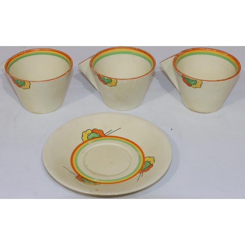 129 - 3 Clarice Cliff Bizarre Nemesia patterned cups and 1 matching saucer (4)