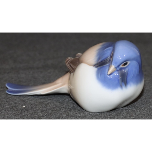 19 - B & G Copenhagen bird, on white and blue ground, numbered 1635, 13cm long