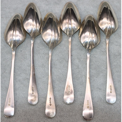 240 - A set of 6 Elizabeth II rat tail silver grapefruit spoons, Sheffield, 1968, in fitted red leather ca... 