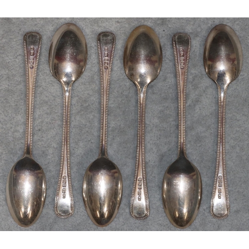 269 - A set of 6 Sheffield silver teaspoons with raised ball rims, in fitted black leather case, 3oz