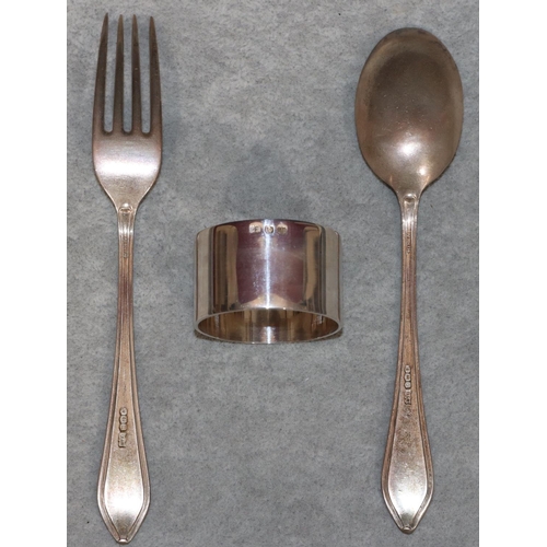 270 - A Sheffield silver 3-piece christening set, comprising of fork, spoon and napkin ring, in fitted blu... 