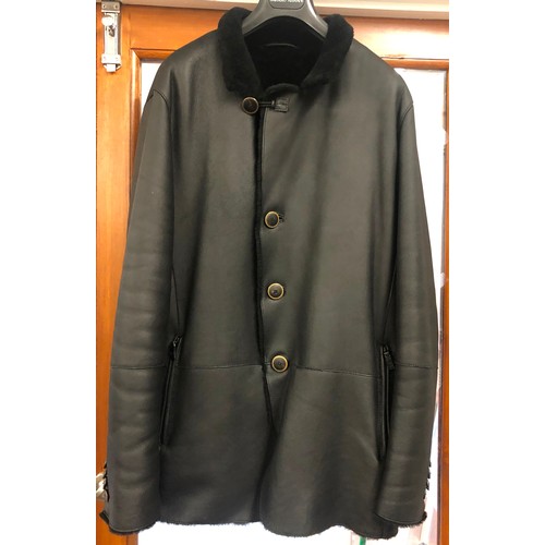 2355 - A Giorgio Armani gentlemen's black soft leather sheepskin jacket, (good condition, hardly worn) zipp... 