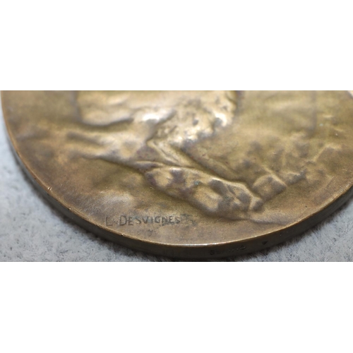 440 - Santucci bronze medal 1968/1969 depicting 2 raised nude figures with various inscription to reverse,... 