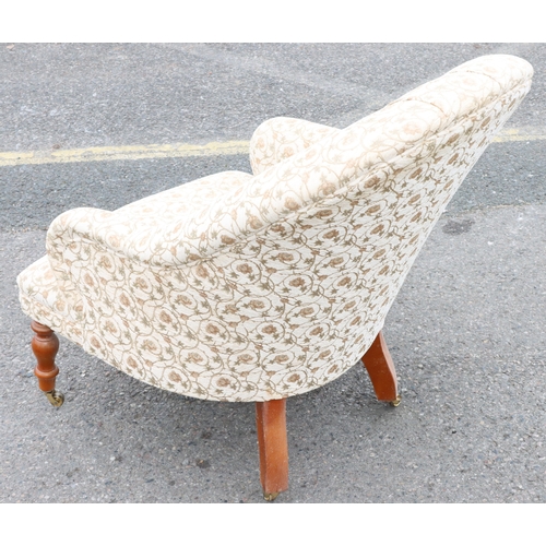 923 - Brights of Nettlebed, good quality reproduction nursing chair with cream buttoned back and allover f... 