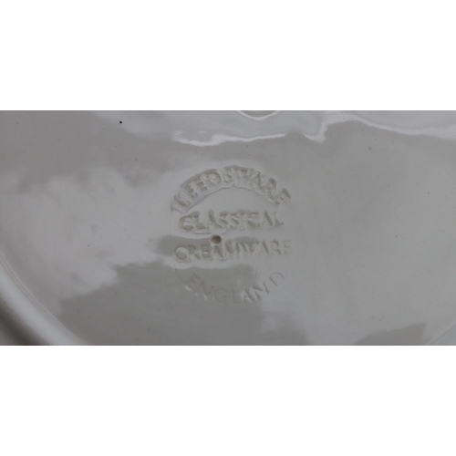 13 - A modern creamware selection of side plates and 4 various larger similar plates (10)