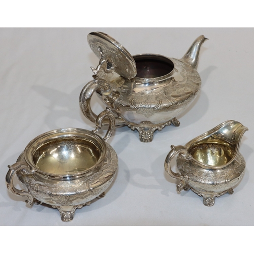 204 - A William IV silver round bulbous shaped 3-piece tea service with allover engraved decoration, dog s... 