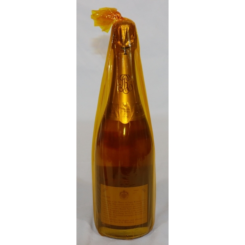 681 - A 750 ml bottle of Louis Roederer 