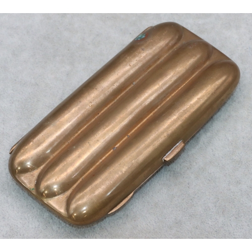 746 - A gilt metal 3-sectiond cigar case with hinged front, 13cm long