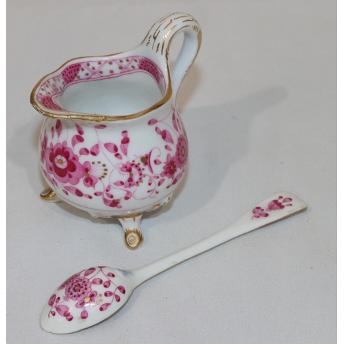 85 - A Meissen Indian purple pattern small spoon, 10.5cm long and a matching miniature round bulbous shap... 