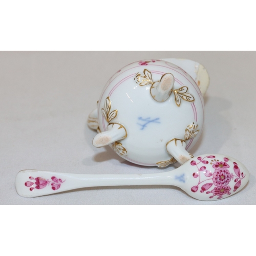 85 - A Meissen Indian purple pattern small spoon, 10.5cm long and a matching miniature round bulbous shap... 