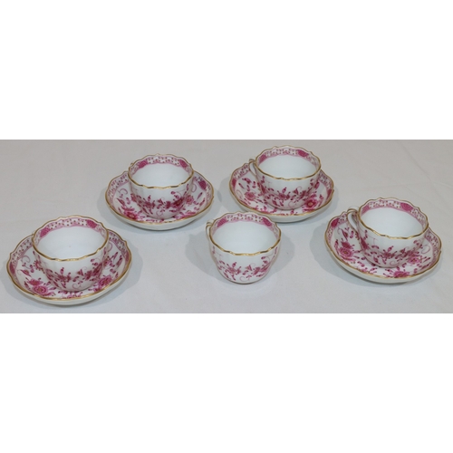 86 - A set of 5 Meissen Indian purple pattern cups and 4 matching saucers (9)