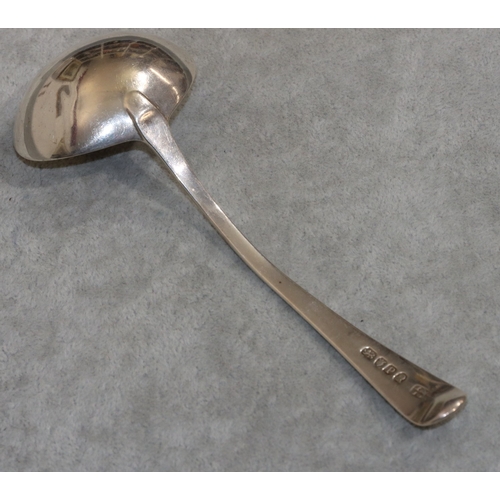 220 - A George III silver sauce ladle, London 1810, maker's mark GS/WF, 1.5oz