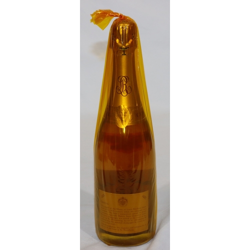 680 - A 750 ml bottle of Louis Roederer 