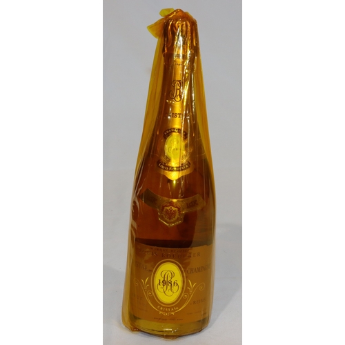 683 - A 750 ml bottle of Louis Roederer 