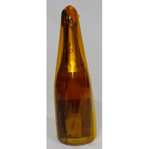 683 - A 750 ml bottle of Louis Roederer 