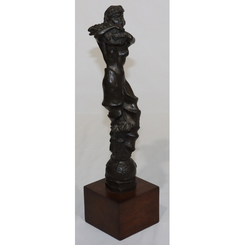 685 - Tom Greenshield, bronze resin statue of a part female nude carrying a bundle of wheat standing upon ... 