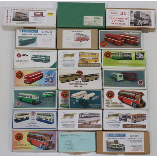 832 - A quantity of 1:76 scale resin and metal fitting kits of buses, 10 Little Bus Company, 3 Marsden mod...