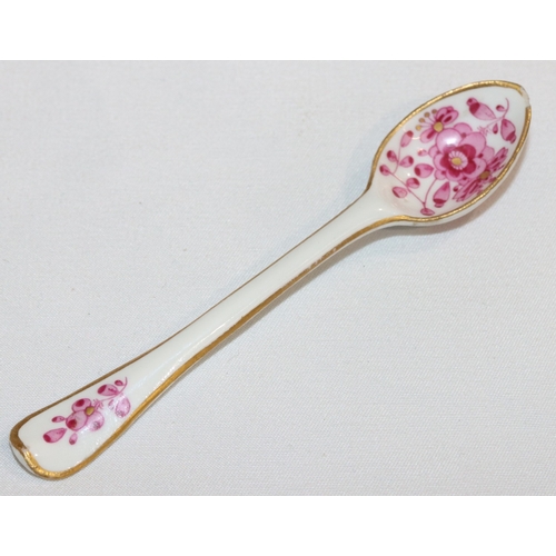 85 - A Meissen Indian purple pattern small spoon, 10.5cm long and a matching miniature round bulbous shap... 