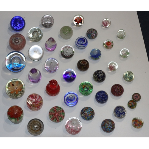 121 - 40 various glass bulbous and other paperweights, largest 9.5cm high