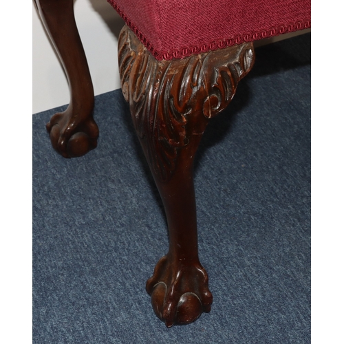 930 - A mahogany rectangular shaped dressing table stool with red overstuffed seat, on cabriole legs with ... 