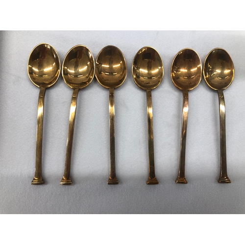 6011 - A  pair of 20th century Grenadier silver plated hunting boots shot measures with white liners. Marke... 