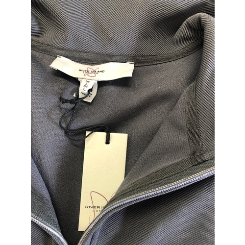 6016 - 4 as new men's tops, all with retail tags. 2 River Island Long Sleeve Slim Fit Smart Twill Funnel Ne... 