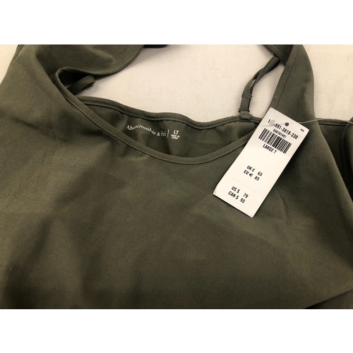 6020 - An Abercrombie & Fitch khaki ladies jumpsuit, size L, a pair of ladies Arne pleated drawstring navy ... 