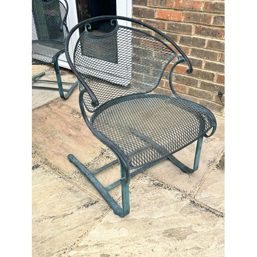 6054 - THIS ITEM IS HELD IN STORAGE. A  cast iron in Pompeian green finish circular garden table, 122cm dia... 