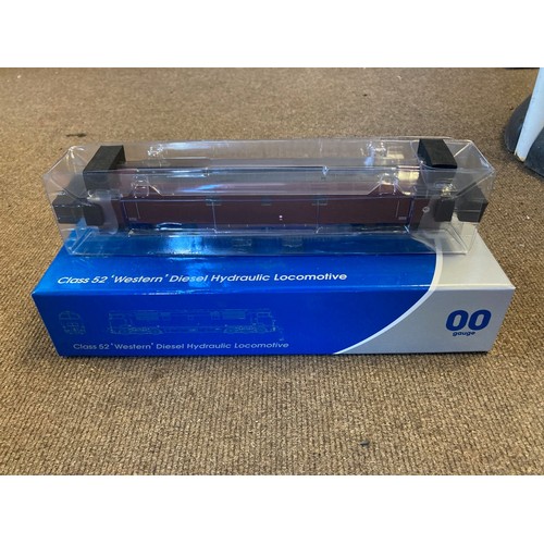 6009 - Dapol 00-Gauge Class 52 Western Diesel Hydraulic Locomotive (boxed)