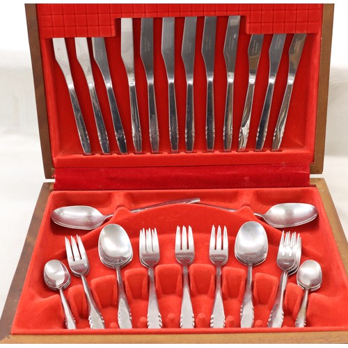 An Ashberry Sheffield 6-place flatware service, 50 piece set, boxed, a ...