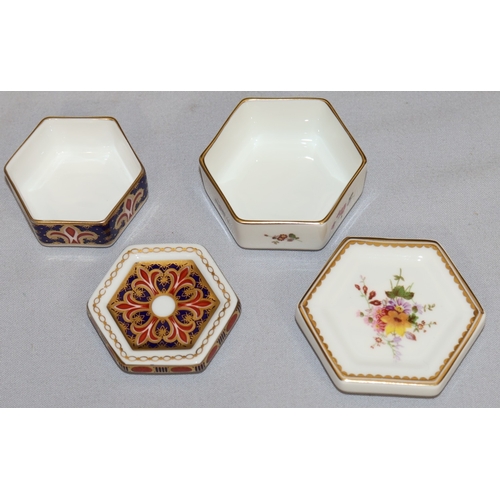 87 - A Royal Crown Derby Imari small hexagonal shaped lidded trinket box, 4.7cm wide and another Royal Cr... 