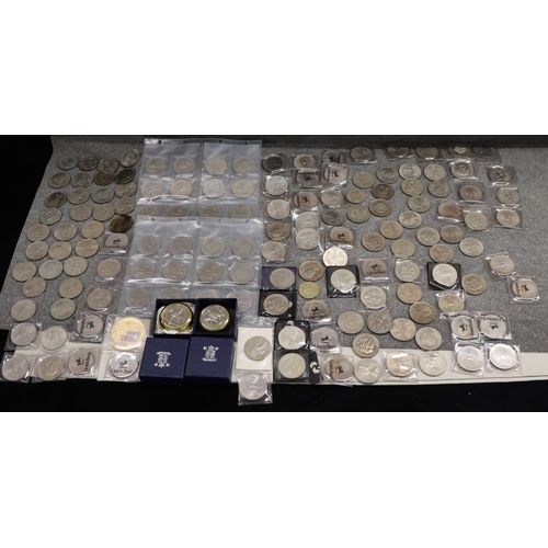 A quantity of various contemporary coins, crowns etc