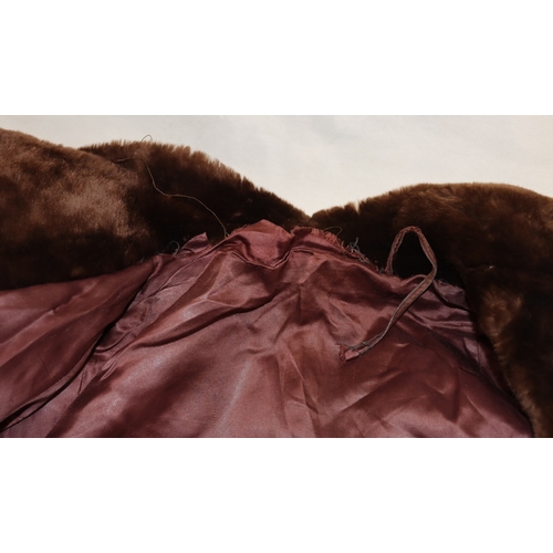 3030 - A full length ladies brown fur coat approx. size 10, 12cm long, shoulder to cuff, 60cm. (Stitching t... 