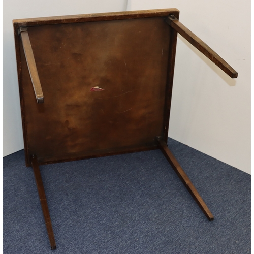 3039 - A folding Bridge table, 76cm x 76cm, 67.5cm high. (Marks and wear to felt top).
