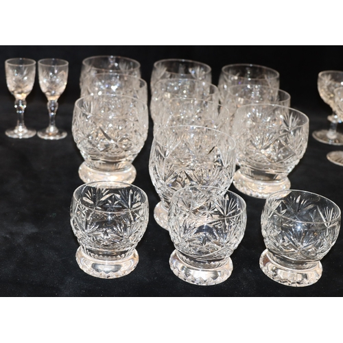 3042 - 12 cut glass small wine glasses (3 chipped), 10 cut glass water glasses, 3 matching smaller glasses ... 