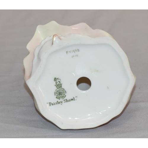 117 - A Royal Doulton figurine, 