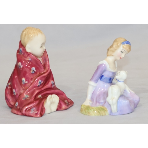 117 - 2 small Royal Doulton figurines, 
