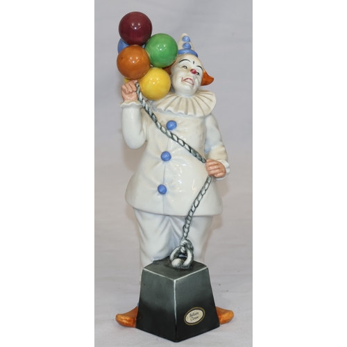 121 - A Royal Doulton figurines 