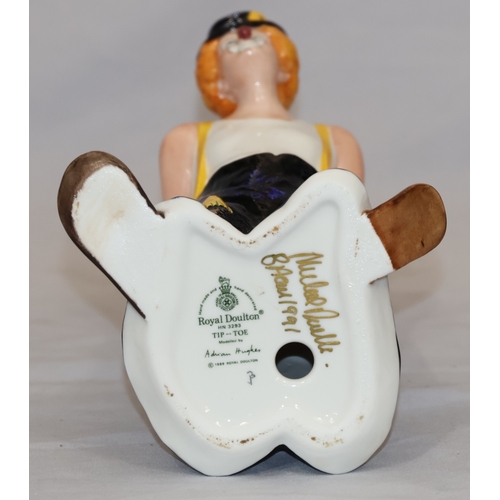 122 - A Royal Doulton figurines 