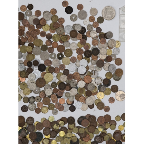 402 - A large quantity of various English and Continental coins