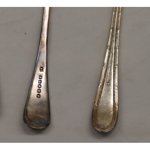 4089 - A quantity of various silver plate.