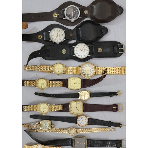 442 - A large quantity of various gentlemen's and ladies' wristwatches incl. Ingersoll, Nurses watch, Seko... 