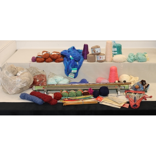 Lot 5042      