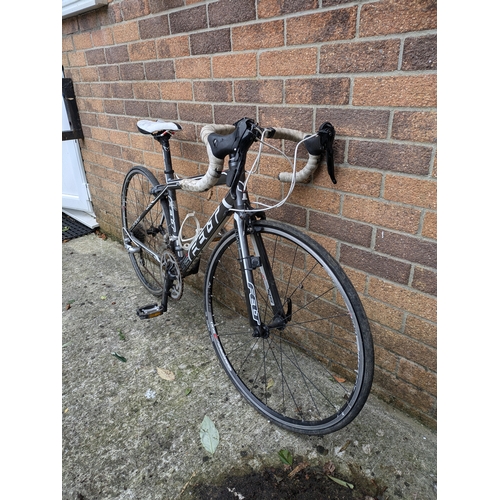 28 - Felt Elite Jr F95 Road Race Bike