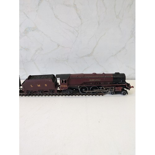 323 - Hornby Dublo Duchess Of Atholl 6321 Locomotive And Carriage