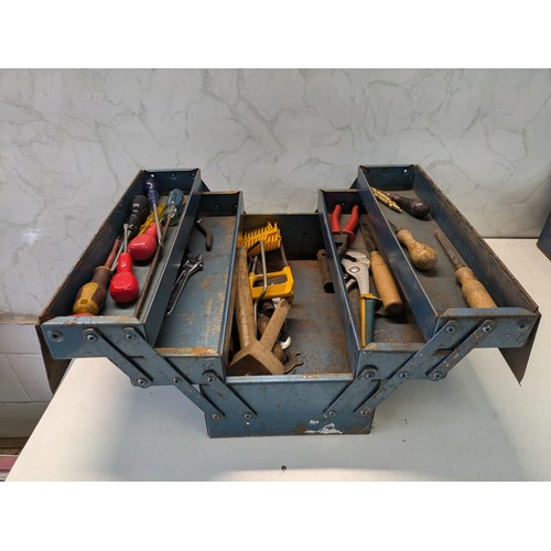 435 - A Metal Toolbox With Contents